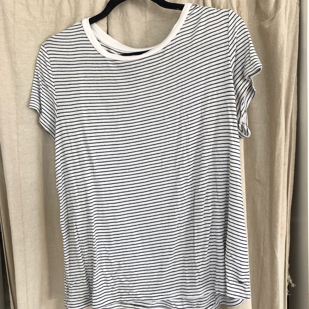 American eagle t shirt